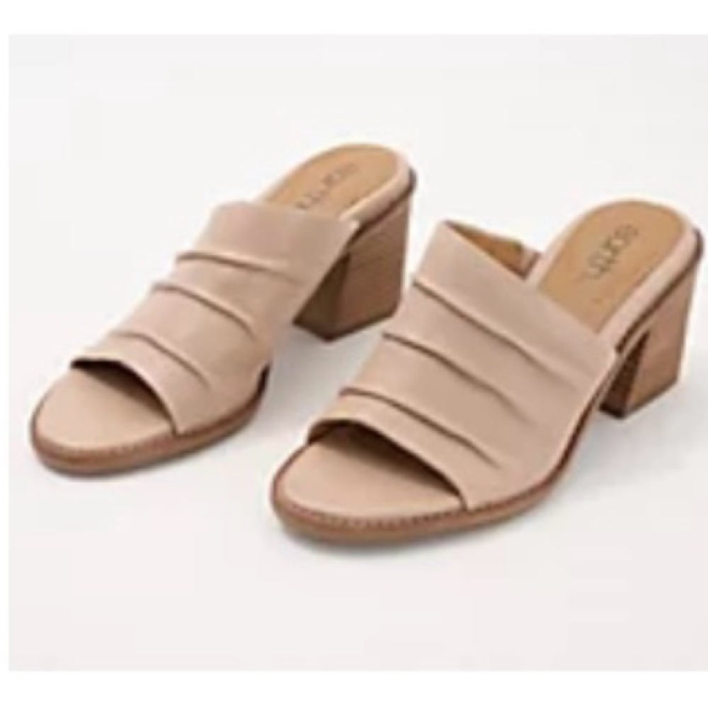 Earth Leather Heeled Sandals